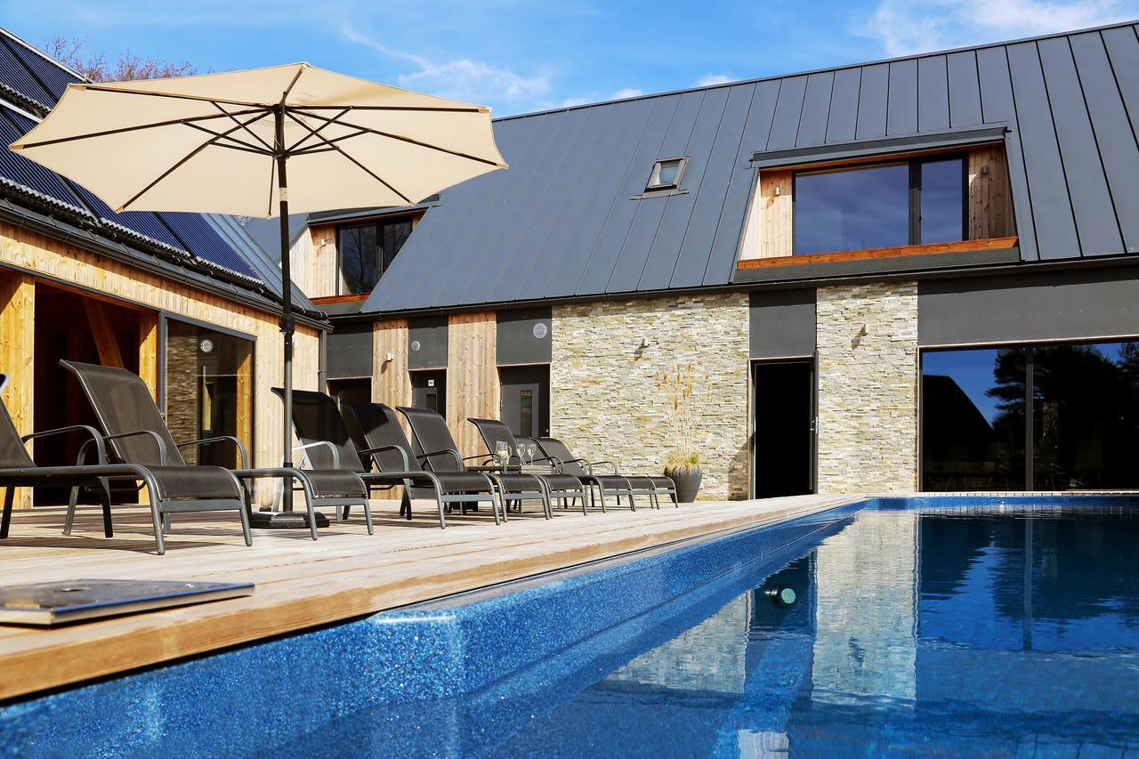 Soerwespa Nature Resort Salme Exterior foto